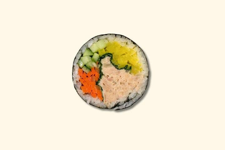 Photo of Tuna K-Pepper Mayo Kimbop Roll 청양마요 참치